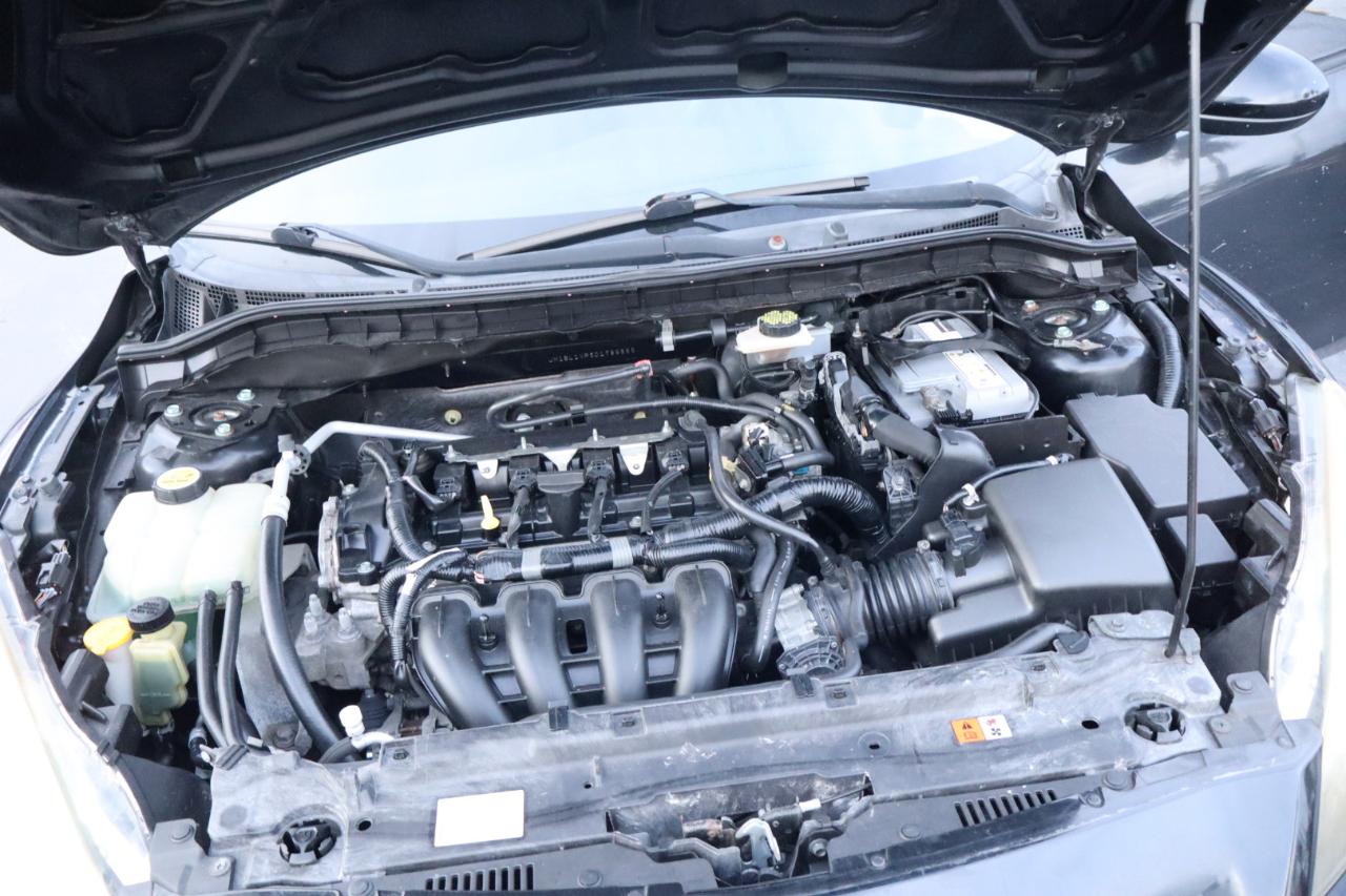 Mazda MAZDA3 i Touring AT 4-Door 2013