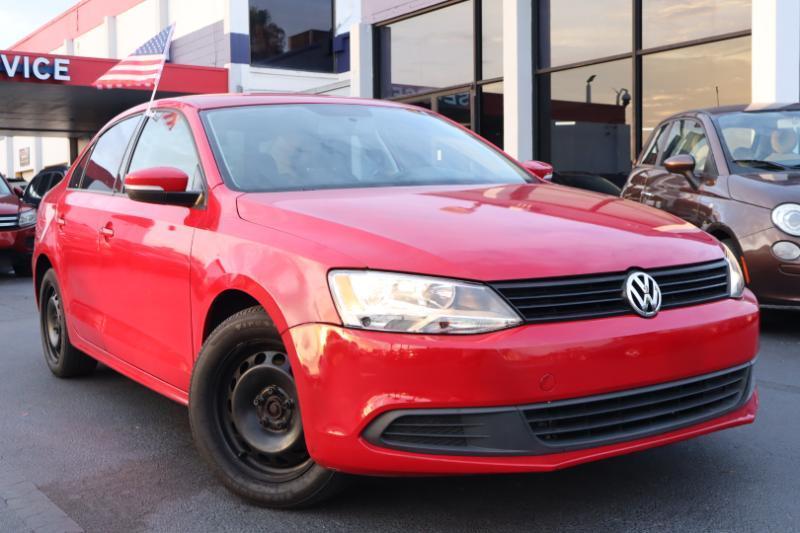 Volkswagen Jetta SE 2011