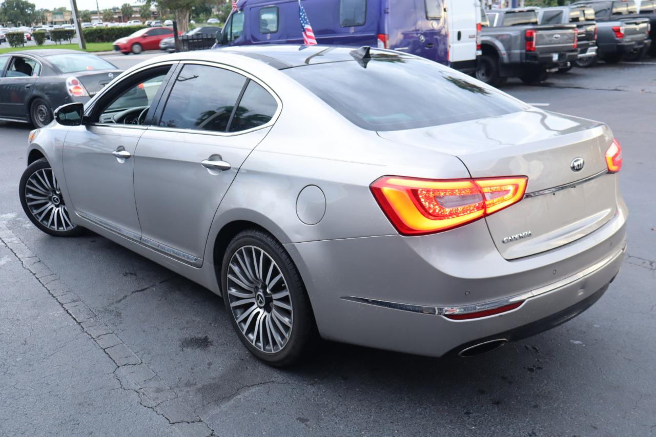 Kia Cadenza 4dr Sdn Premium 2014