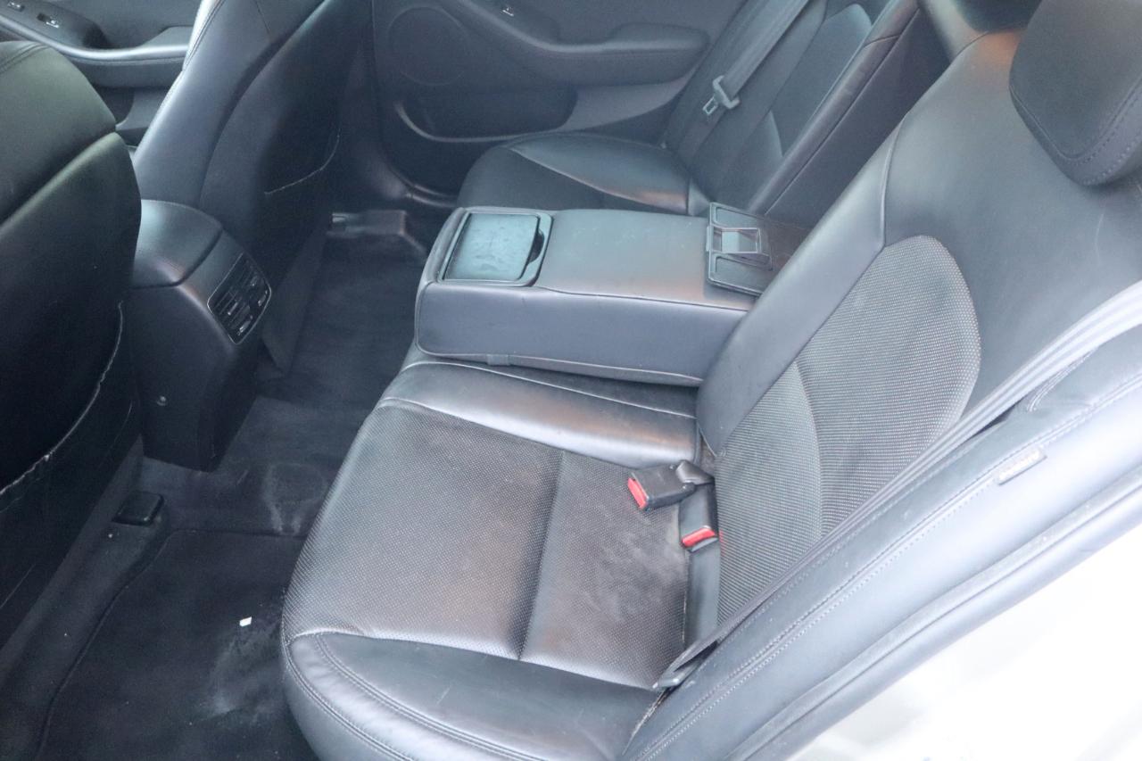 Kia Cadenza 4dr Sdn Premium 2014