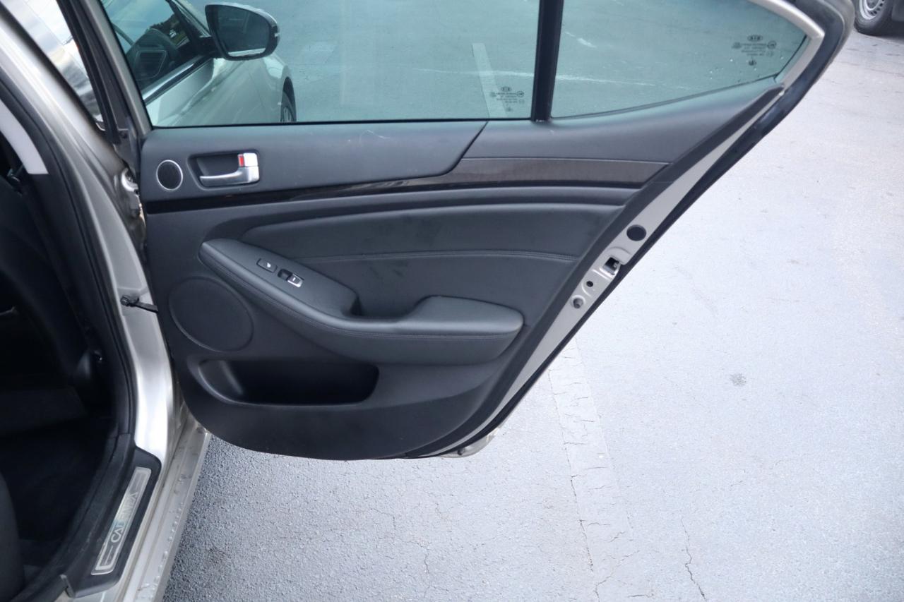 Kia Cadenza 4dr Sdn Premium 2014