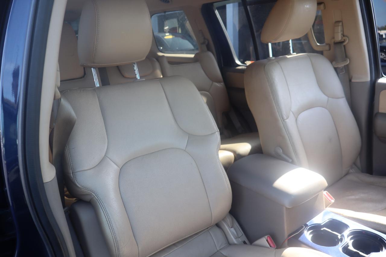 Nissan Pathfinder LE 4WD 2012