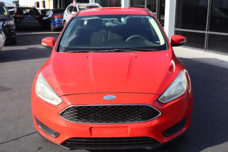 Ford Focus SE Hatch 2016