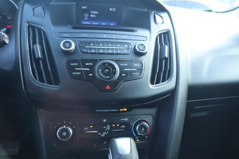 Ford Focus SE Hatch 2016