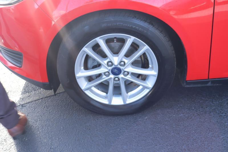 Ford Focus SE Hatch 2016