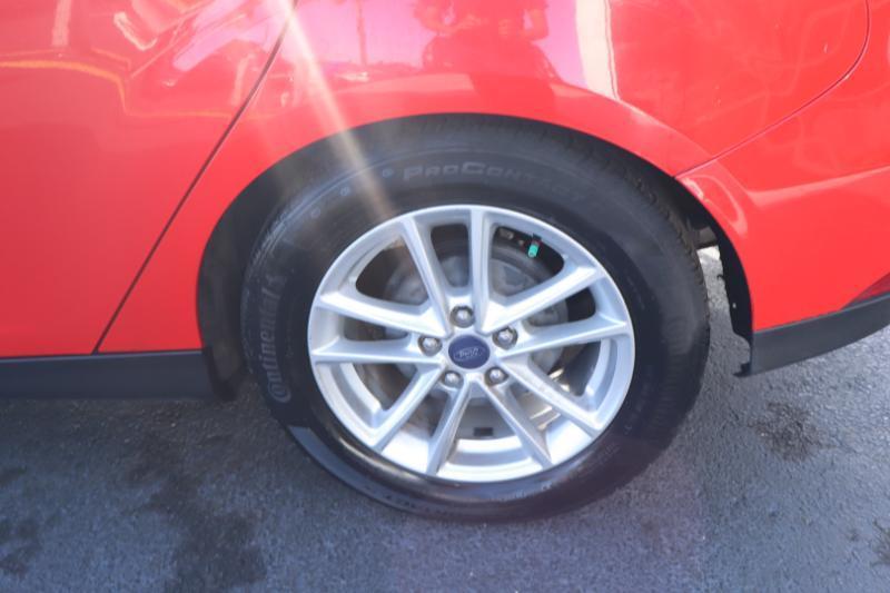 Ford Focus SE Hatch 2016