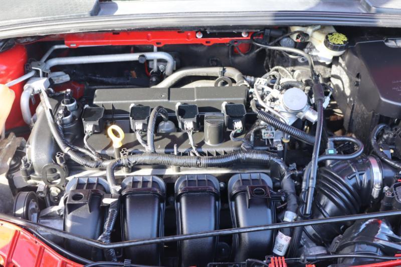 Ford Focus SE Hatch 2016