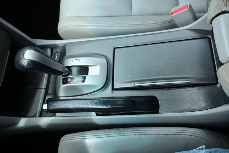 Honda Accord EX-L Sedan AT 2012