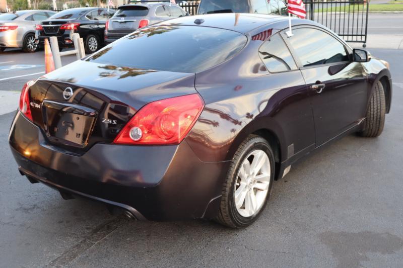 Nissan Altima 2.5 S CVT Coupe 2012