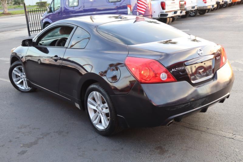 Nissan Altima 2.5 S CVT Coupe 2012