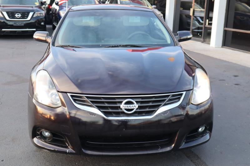 Nissan Altima 2.5 S CVT Coupe 2012