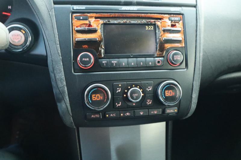 Nissan Altima 2.5 S CVT Coupe 2012