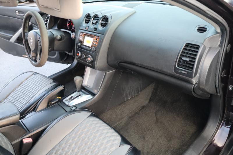 Nissan Altima 2.5 S CVT Coupe 2012