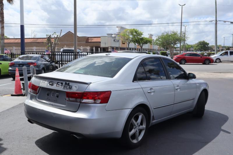Hyundai Sonata SE XM 2007