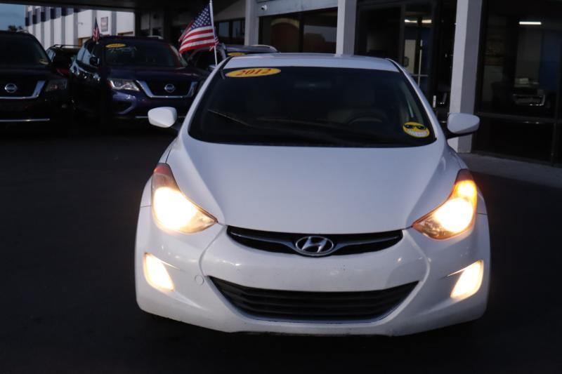 Hyundai Elantra Limited 2012