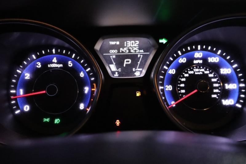 Hyundai Elantra Limited 2012