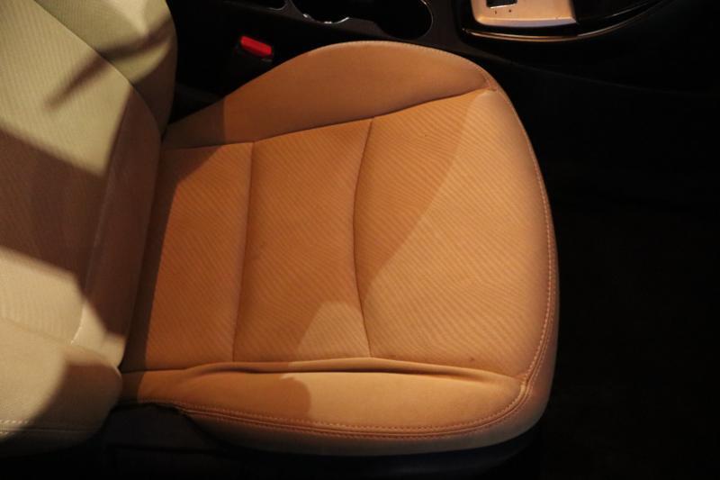 Hyundai Elantra Limited 2012