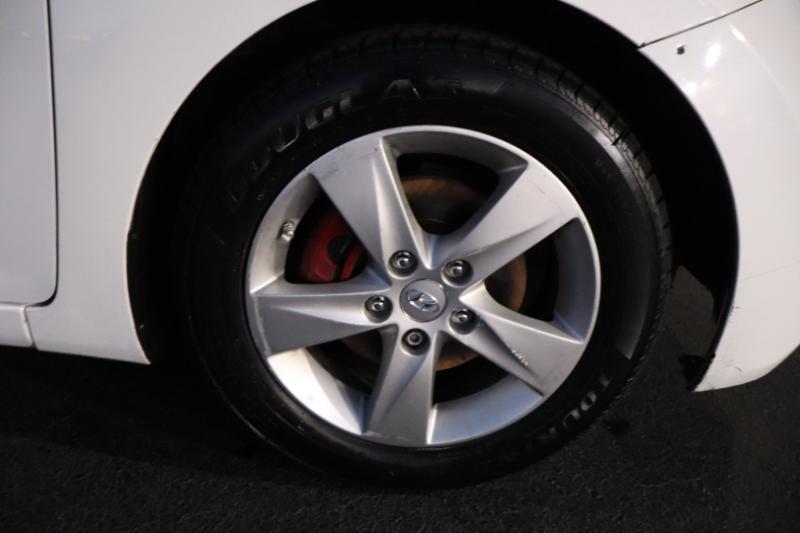 Hyundai Elantra Limited 2012