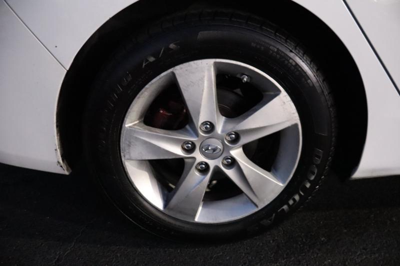 Hyundai Elantra Limited 2012