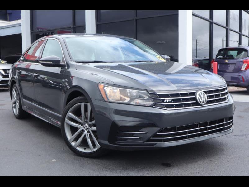 2017 Volkswagen Passat R-Line