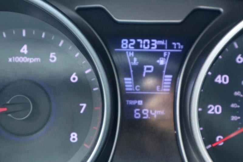 Hyundai Veloster Base 6MT 2017