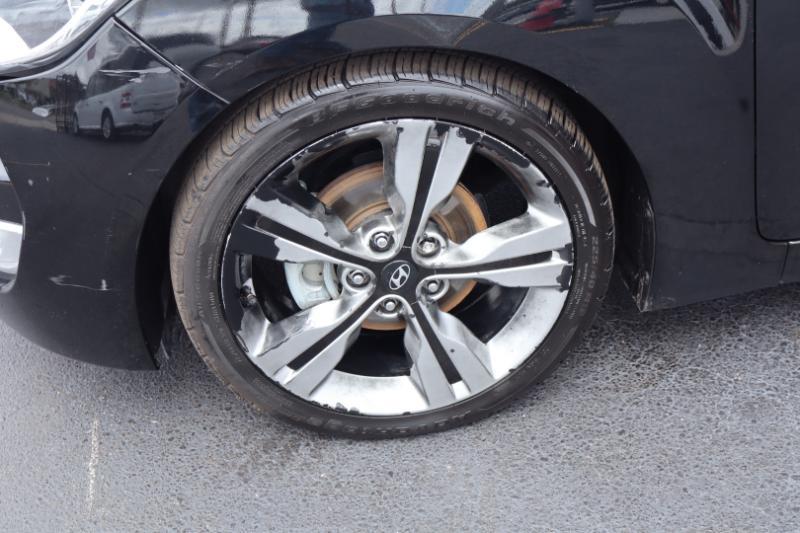 Hyundai Veloster Base 6MT 2017