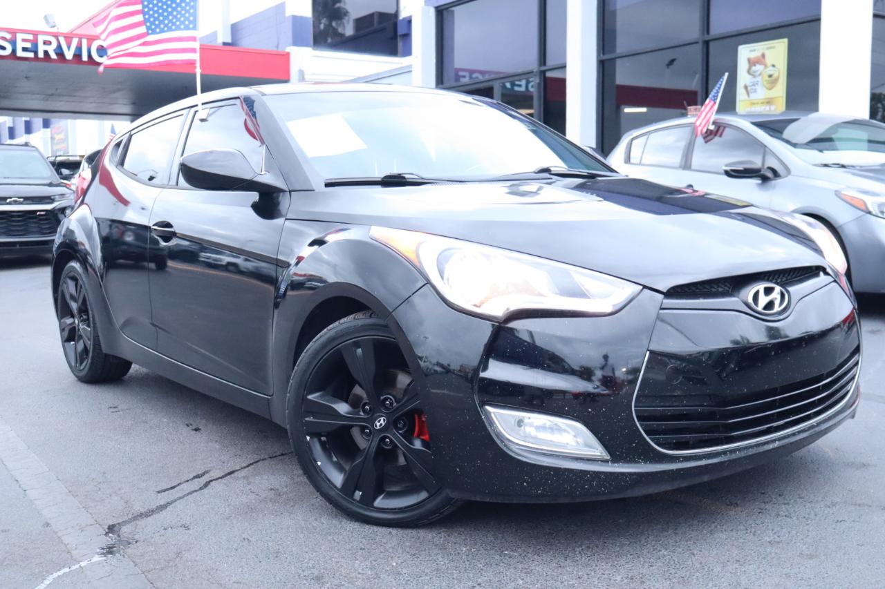 Hyundai Veloster Base 6MT 2017