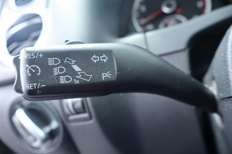 Volkswagen Tiguan S 4Motion 2011