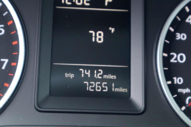 Volkswagen Tiguan S 4Motion 2011