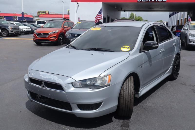 Mitsubishi Lancer ES CVT 2015