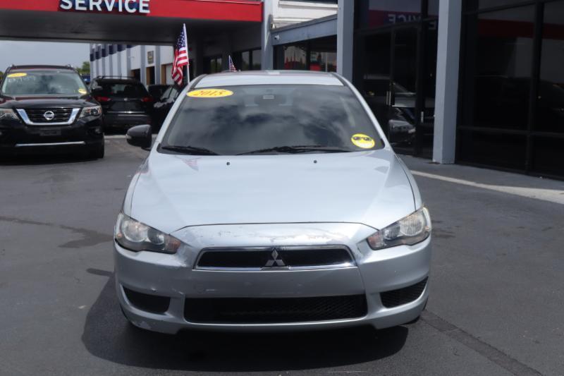 Mitsubishi Lancer ES CVT 2015