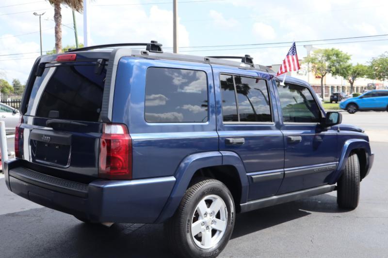 Jeep Commander 2WD 2006