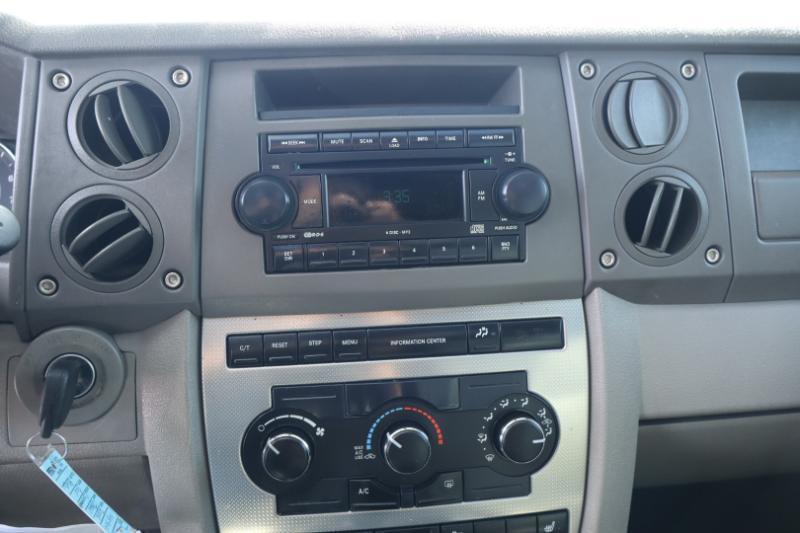 Jeep Commander 2WD 2006