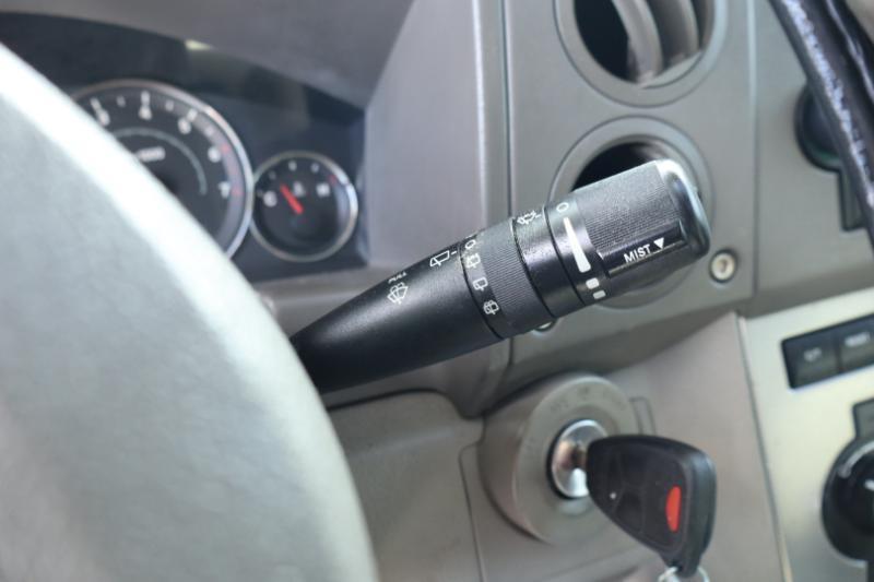 Jeep Commander 2WD 2006