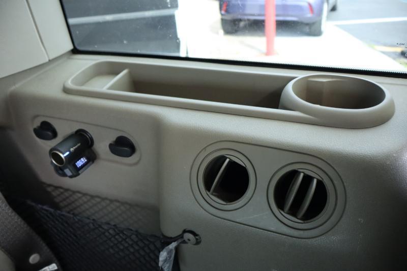 Jeep Commander 2WD 2006