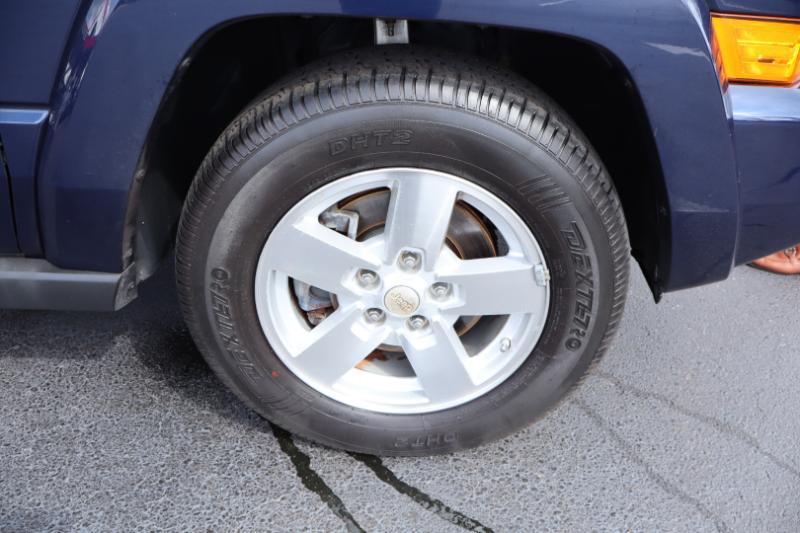 Jeep Commander 2WD 2006