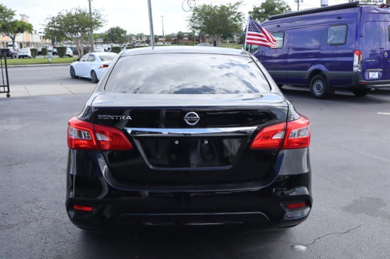 Nissan Sentra S CVT 2019