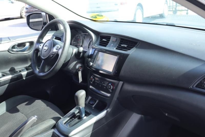Nissan Sentra S CVT 2019