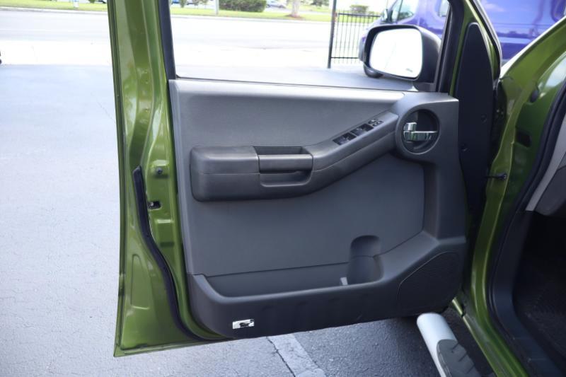 Nissan Xterra S 2WD 2012