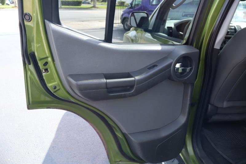 Nissan Xterra S 2WD 2012