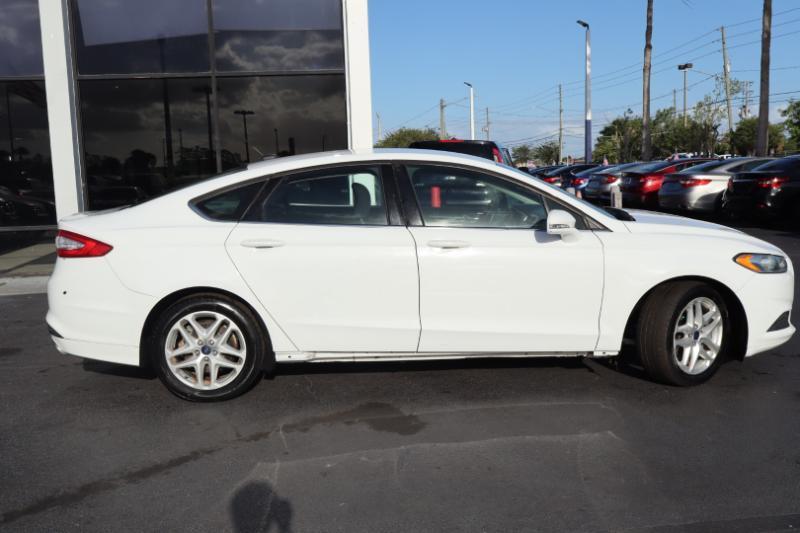 Ford Fusion S 4D Sedan 2016