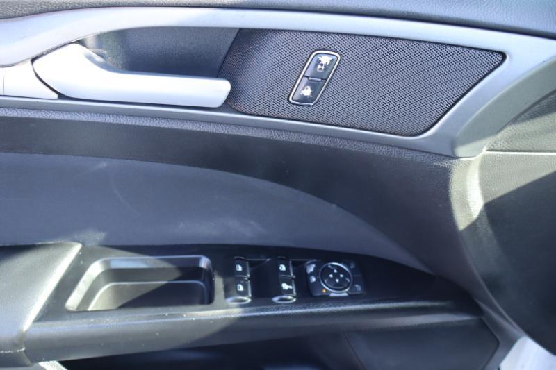 Ford Fusion S 4D Sedan 2016