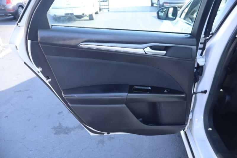 Ford Fusion S 4D Sedan 2016