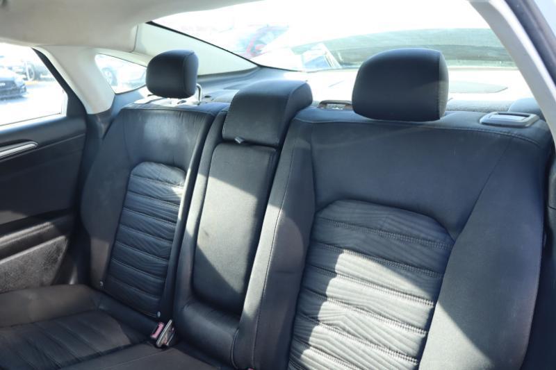 Ford Fusion S 4D Sedan 2016