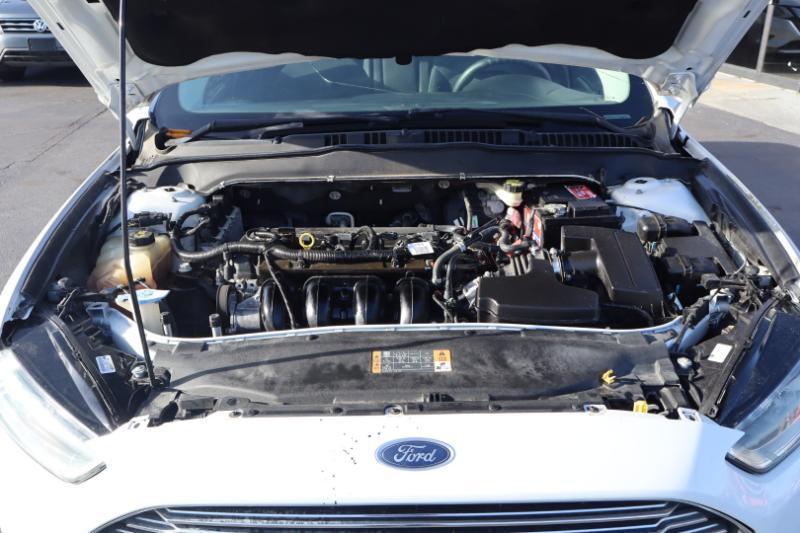 Ford Fusion S 4D Sedan 2016