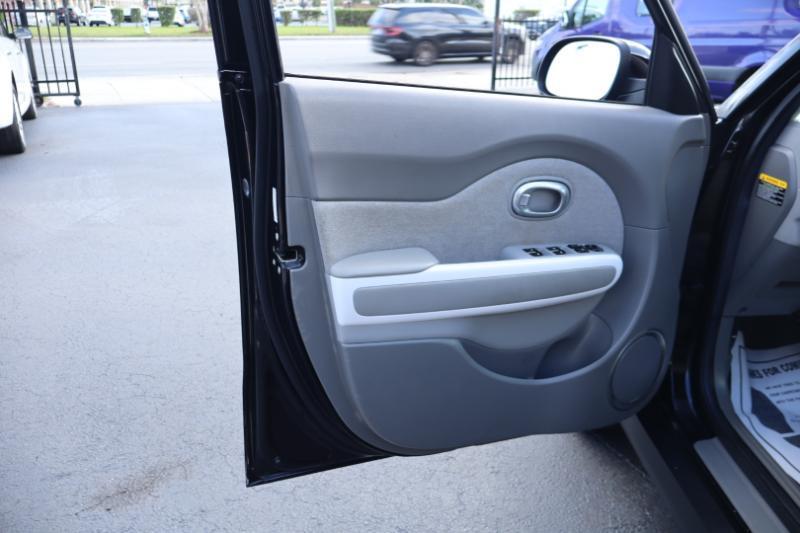 Kia Soul EV EV-e Auto 2016