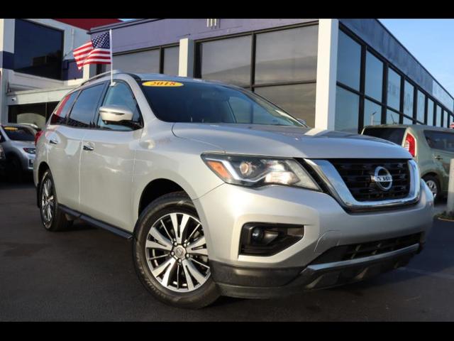 Silver 2018 Nissan Pathfinder S SUV / Crossover Front-Wheel Drive Automatic