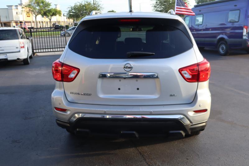 Nissan Pathfinder S 2WD 2018