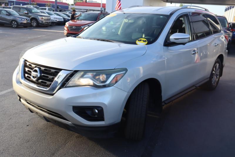 Nissan Pathfinder S 2WD 2018