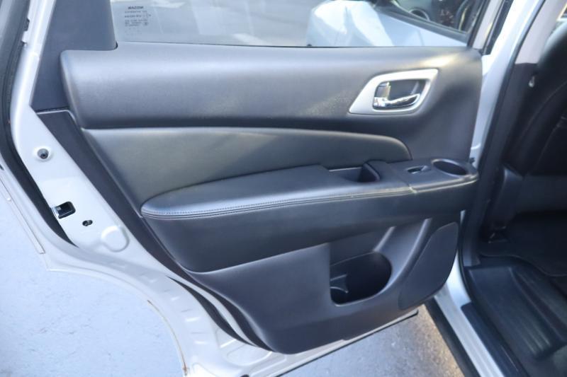 Nissan Pathfinder S 2WD 2018